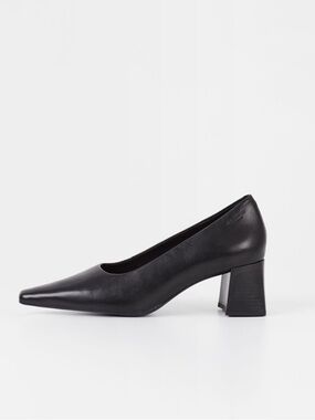 Vagabond Shoemakers Altea Black Leather Pumps